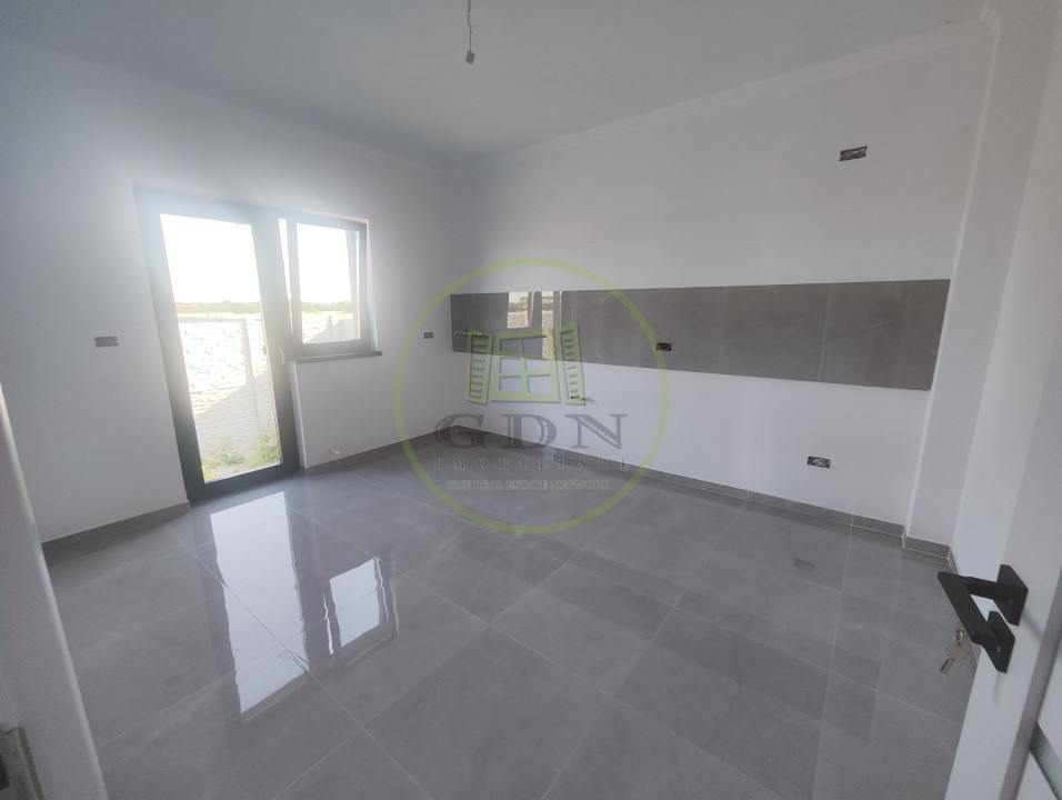 Casa 5 camere, teren 409 mp, Loc. Braniste, zona Manastire.