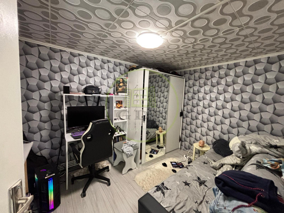 Spatiu comercial, 32 mp, cartier Bariera Valcii, zona scoala Ion Tuculescu