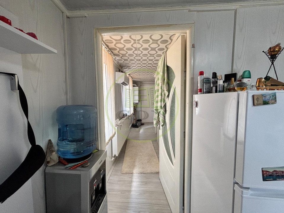 Spatiu comercial, 32 mp, cartier Bariera Valcii, zona scoala Ion Tuculescu