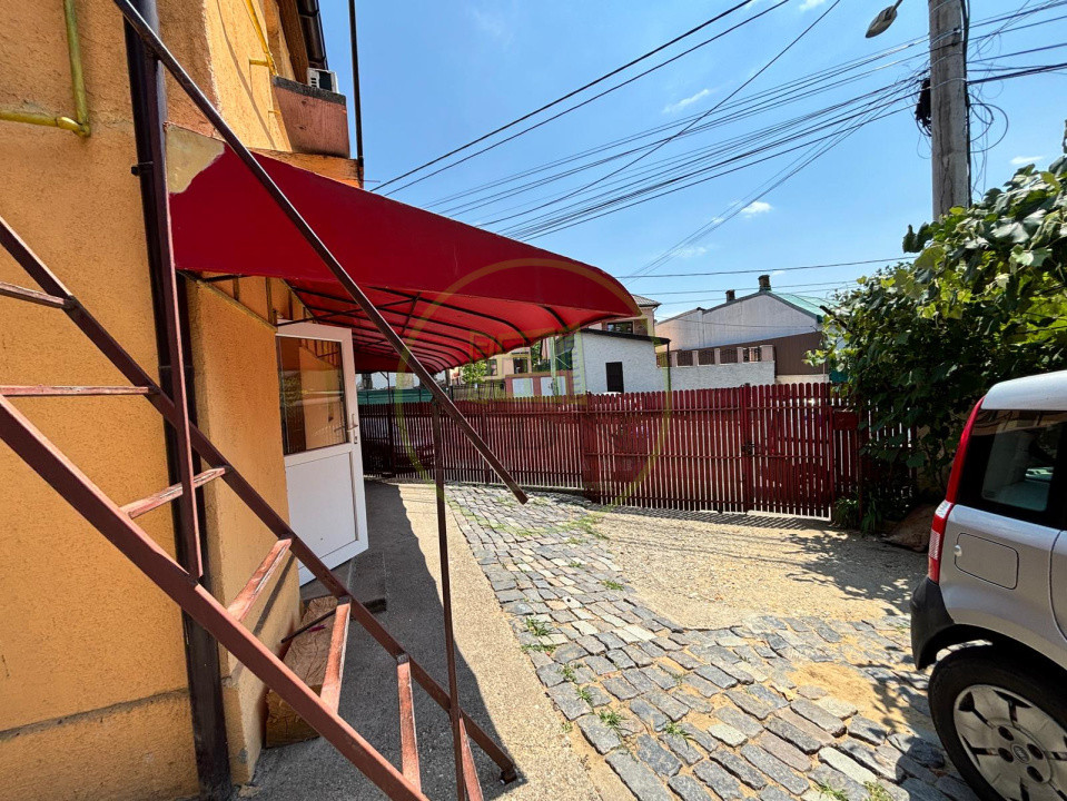 Spatiu comercial, 32 mp, cartier Bariera Valcii, zona scoala Ion Tuculescu