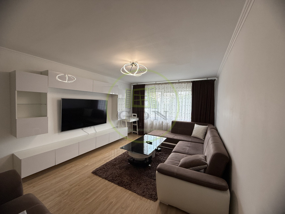 Apartament 3 camere, 64.34 mp, cartier Rovine, zona Biserică 