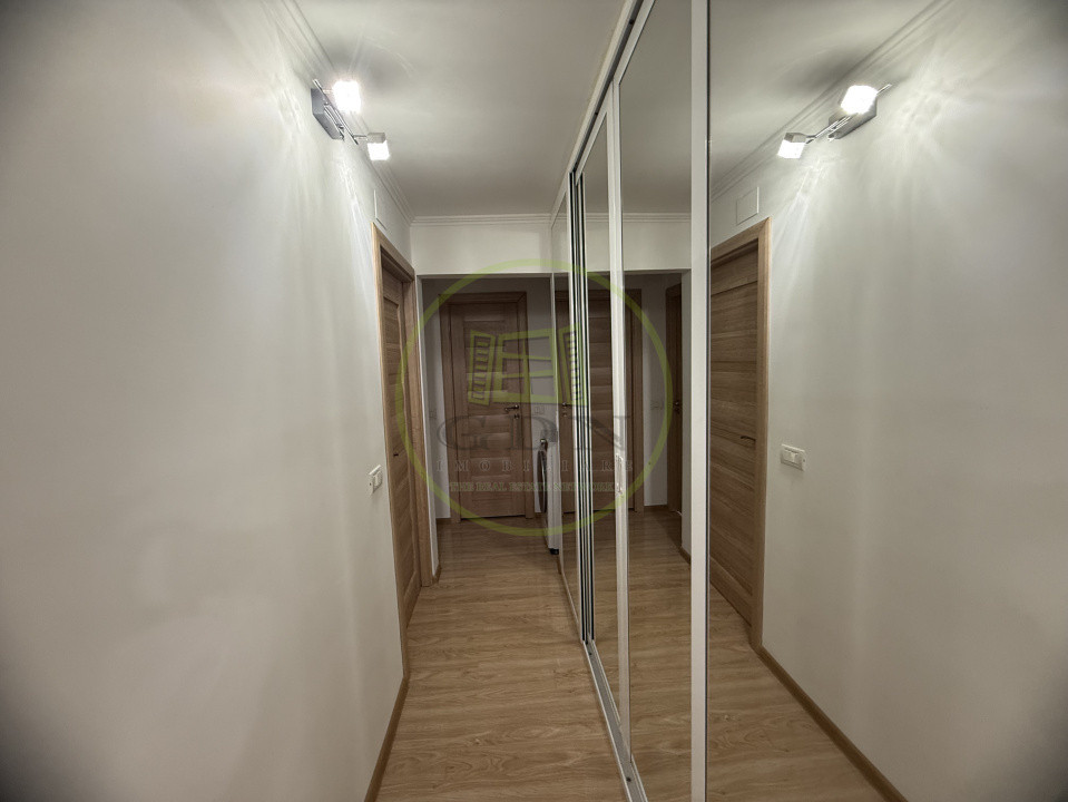 Apartament 3 camere, 64.34 mp, cartier Rovine, zona Biserică 