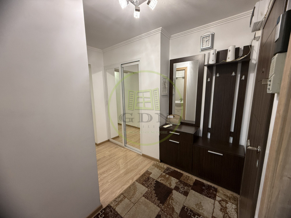 Apartament 3 camere, 64.34 mp, cartier Rovine, zona Biserică 
