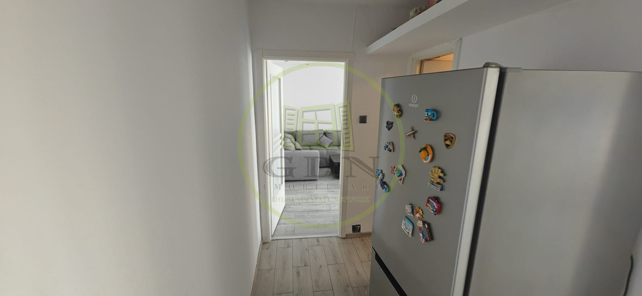 Apartament 2 camere, 41 mp, Craiovita Noua, zona Fortuna