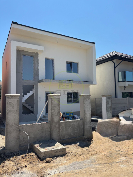 Casa P+1  suprafata utila 102,86mp, teren 200mp, sat Preajba, zona Capsunarie