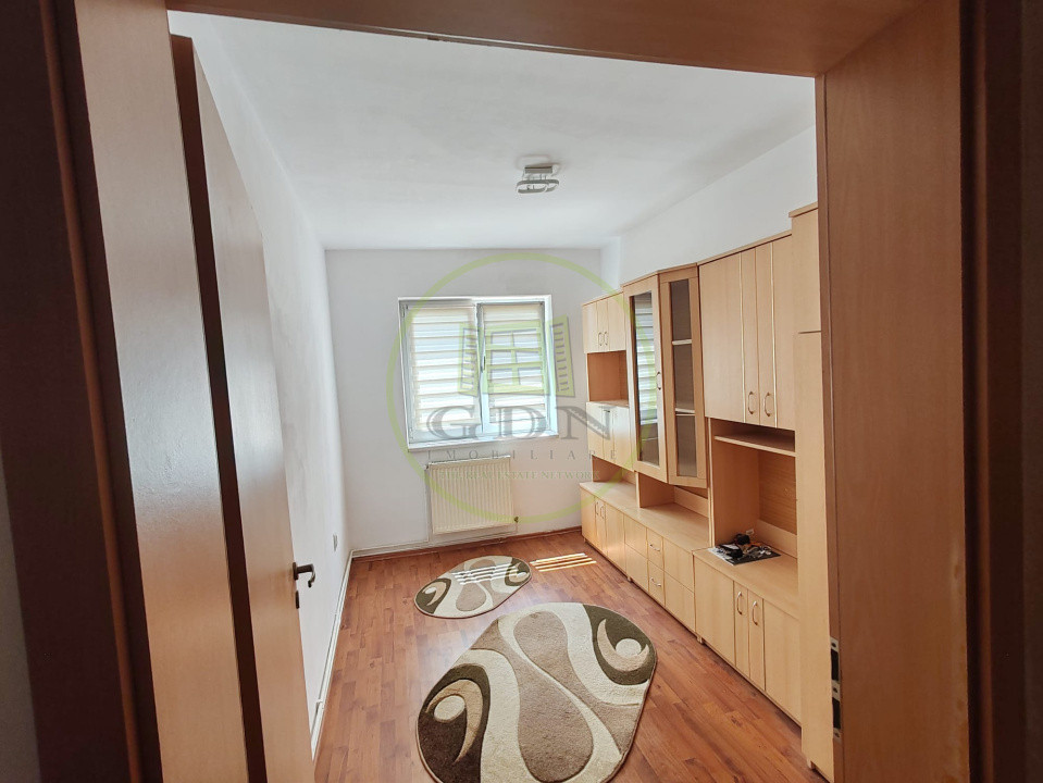 Apartament 3 Camere de Vanzare Ostirii