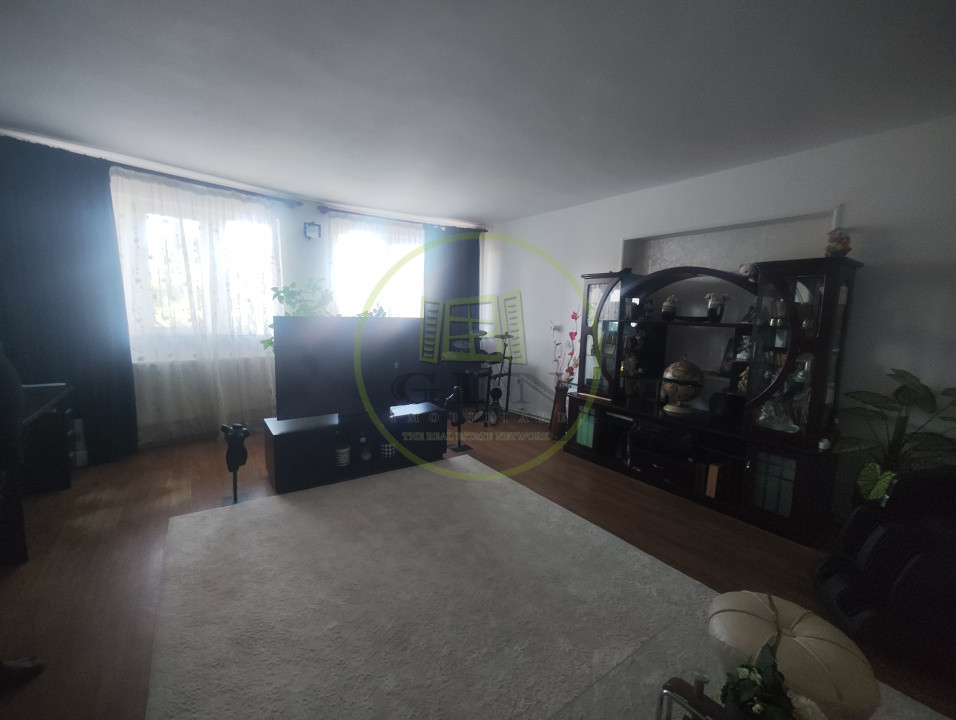 Casa 4 camere, teren 397 mp, Craiova, zona IPJ Dolj