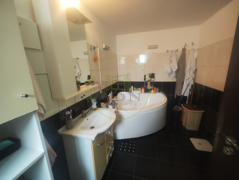 Casa 4 camere, teren 397 mp, Craiova, zona IPJ Dolj