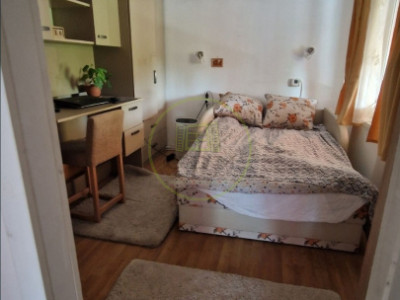 Casa de vanzare 96 mp+2200 mp teren, LOC. Colibi