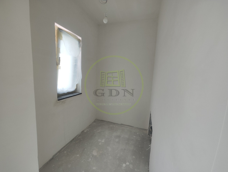 Casa 3 camere, teren 170 mp, Craiova, cartier Veterani.