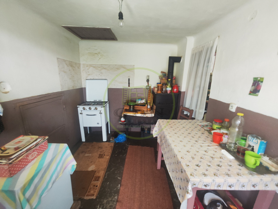 Casa 3 camere, teren 1285 mp, Mofleni, zona parcul Tineretului