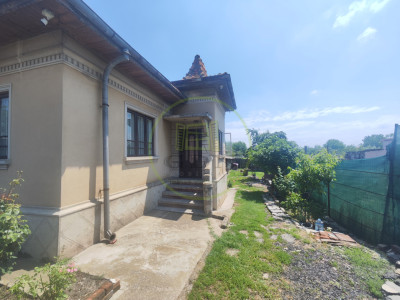 Casa 3 camere, teren 1285 mp, Mofleni, zona parcul Tineretului