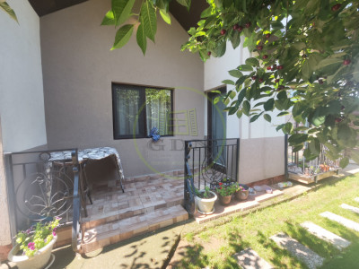 Casa 3 camere, teren 202 mp, Malu Mare, zona Damila.