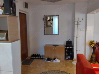 Apartament 2 camere, 65 mp construiți, pivnița 9.18mp, Intrarea Siretului.