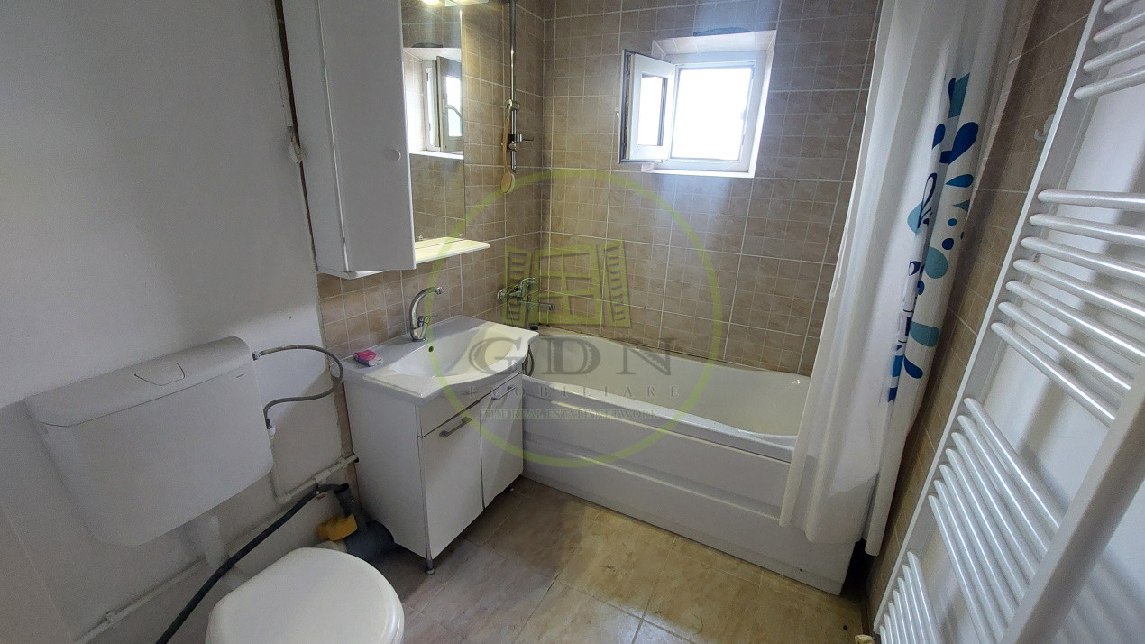 Apartament doua camere decomandat, Cartier Garii, zona Posta