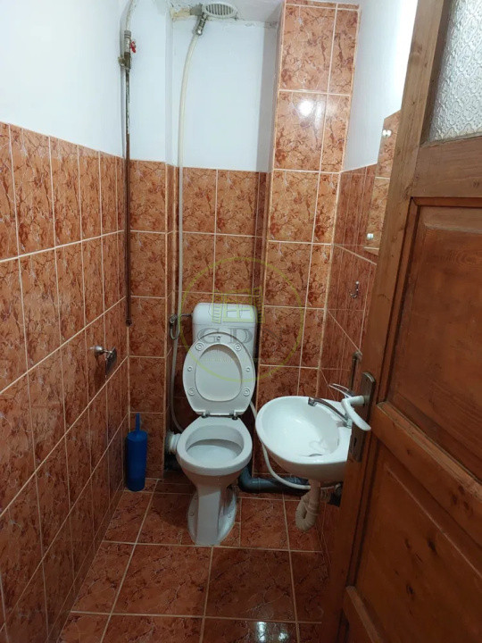 🌿 Confort și spațiu – Casă de închiriat cu 3 dormitoare și curte