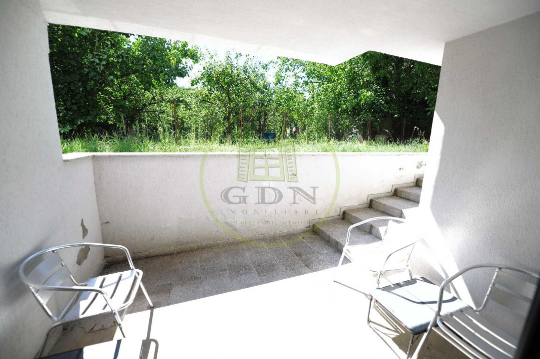 Garsonieră la casă, 32 mp | Demisol înalt | Stadionul Municipal