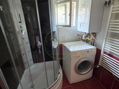 Casa la tara, Apoldul de Sus, 4 camere dormitoare, anexe, pivnita, teren 1200 mp