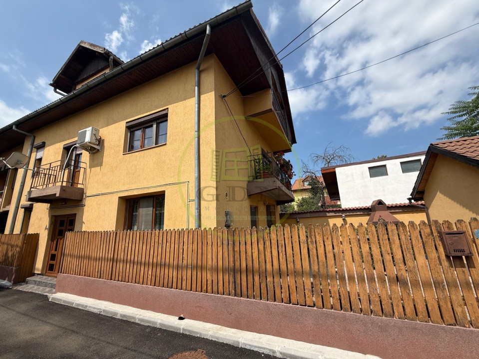 Casa P+1+M , 168mp utili, 181mp teren, zona Piata Mare