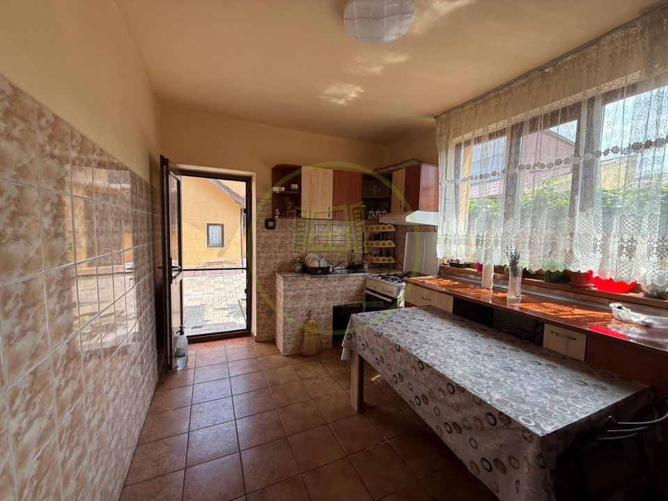 Casa P+1+M , 168mp utili, 181mp teren, zona Piata Mare