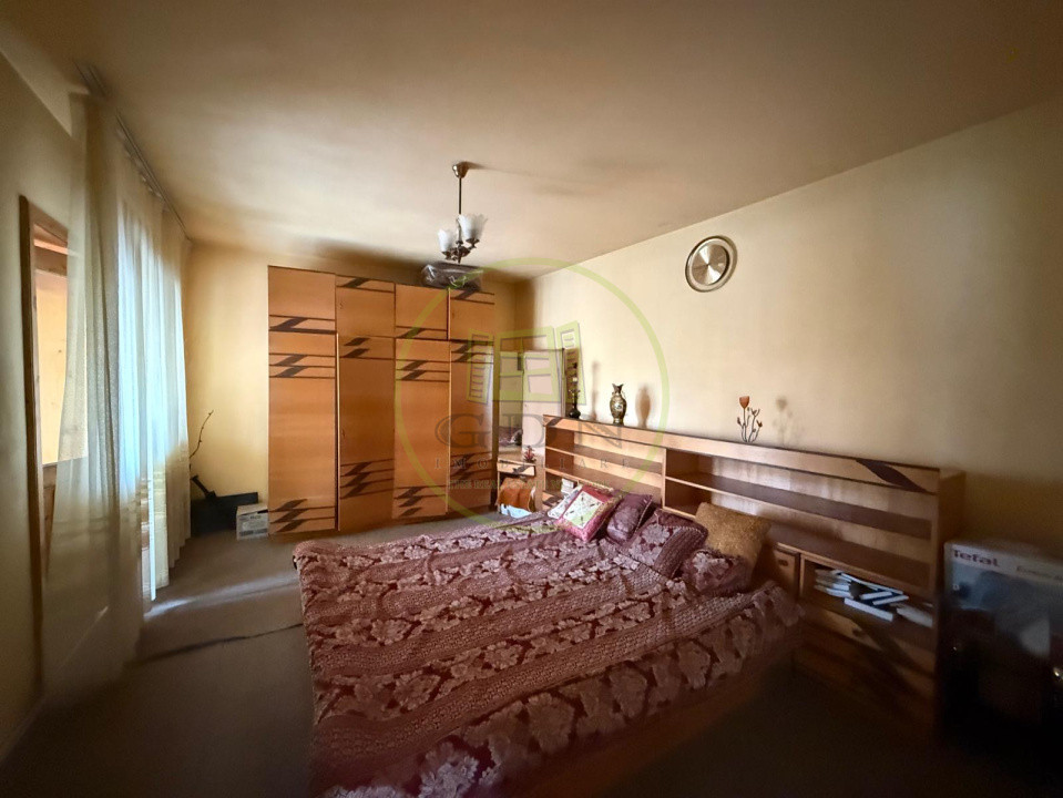 Casa P+1+M , 168mp utili, 181mp teren, zona Piata Mare