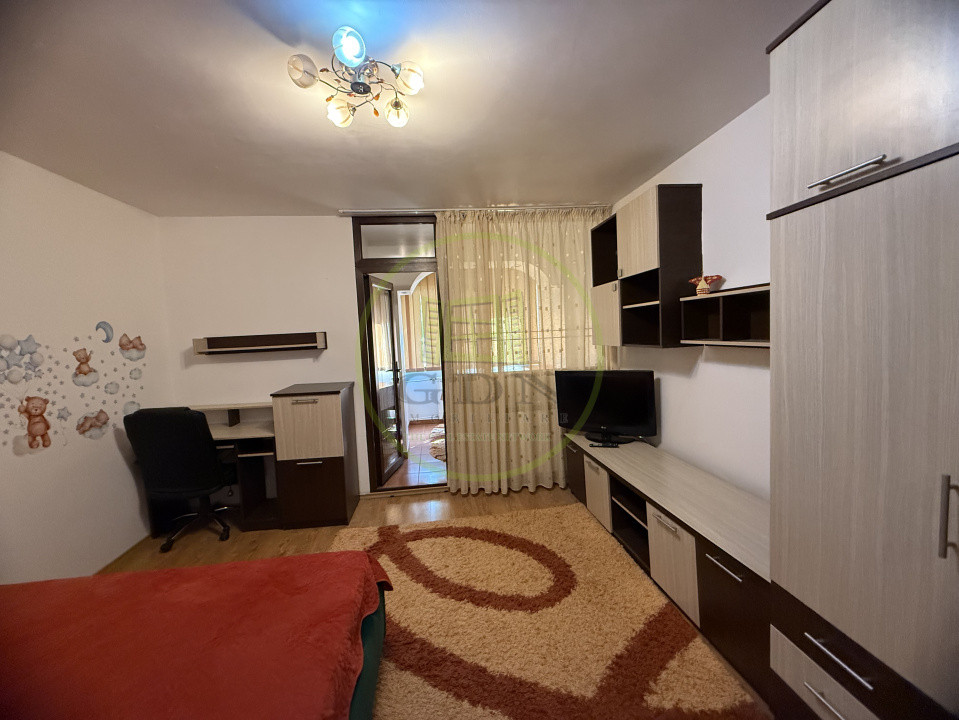 Garsonieră, 31 mp, cartier Brazda lui Novac, zona piața Baba Novac 