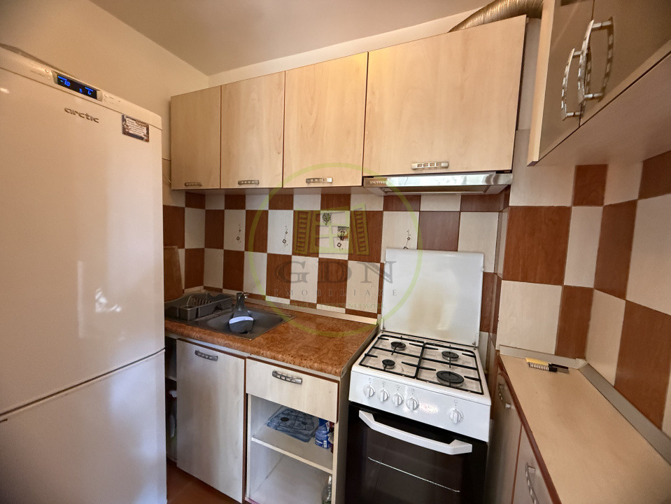 Garsonieră, 31 mp, cartier Brazda lui Novac, zona piața Baba Novac 