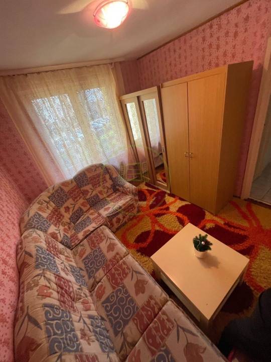 Apartament cu 4 camere de vânzare - Reghin - etaj 1