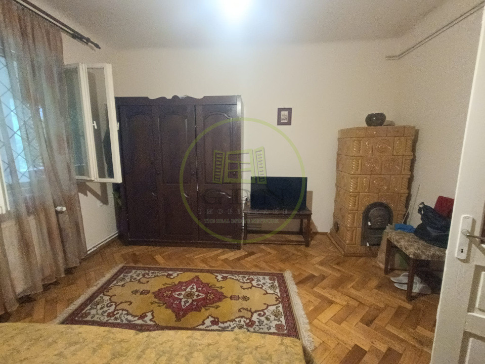 Casă de vânzare Ibănesți sat cu teren aferent de 4500 mp
