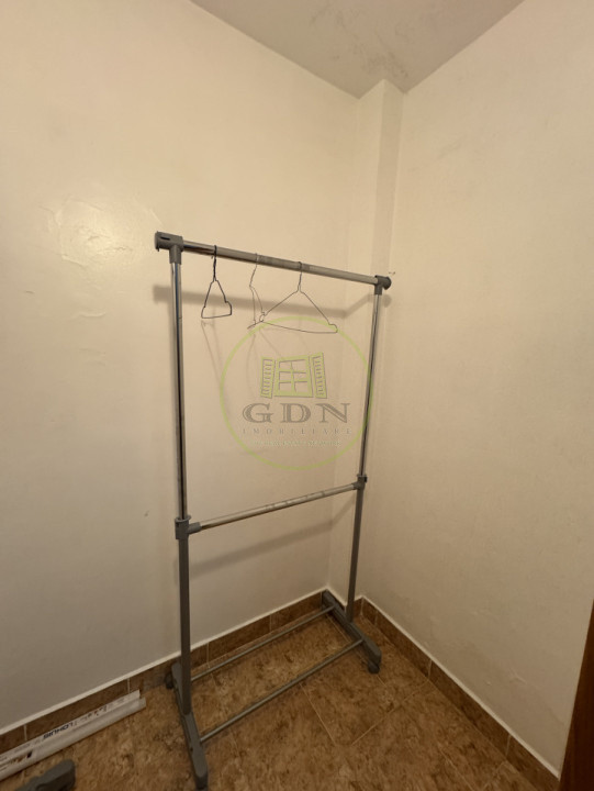 Vânzare ap. cu 2 camere, 65 mp., cu garaj, Calea Turzii