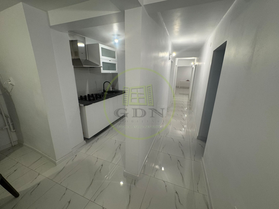 Apartament 3 camere, decomandat, 110.55 mp, Centru, zona Catedrala Sf. Dumitru