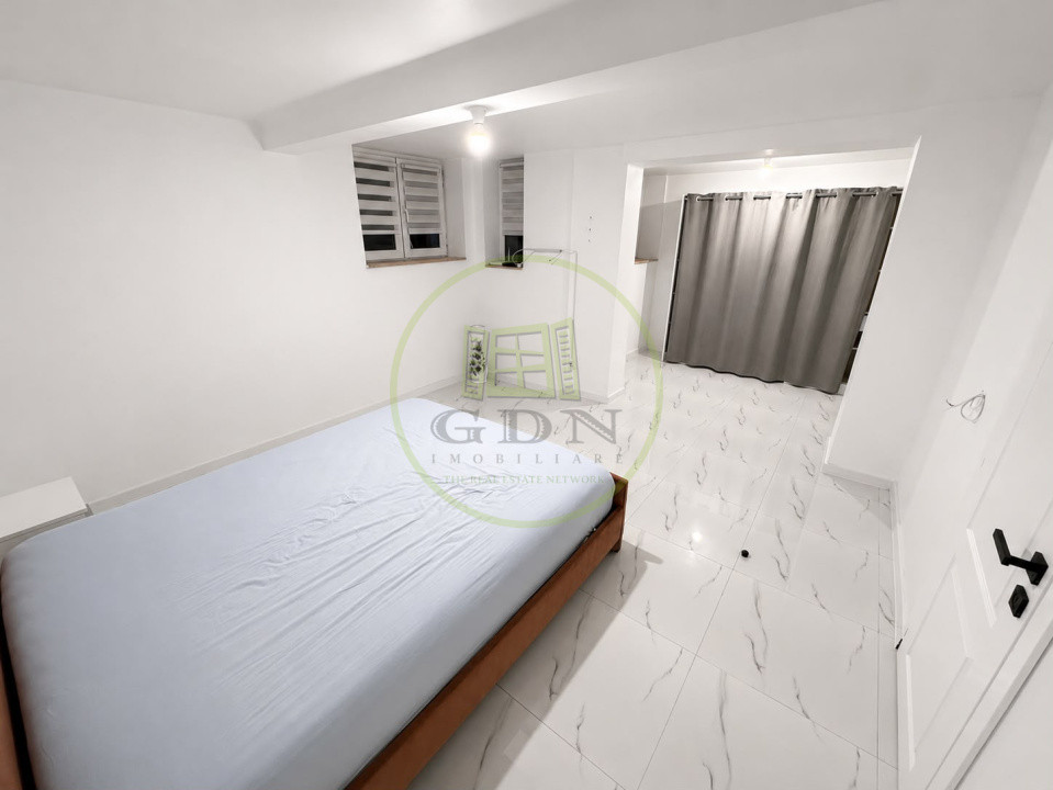 Apartament 3 camere, decomandat, 110.55 mp, Centru, zona Catedrala Sf. Dumitru