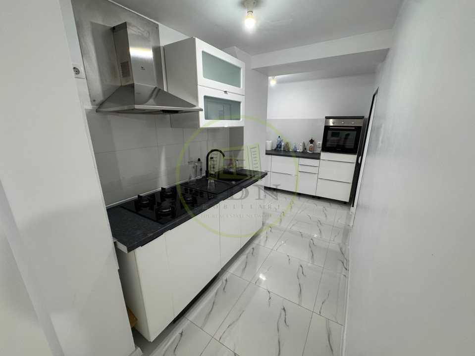 Apartament 3 camere, decomandat, 110.55 mp, Centru, zona Catedrala Sf. Dumitru