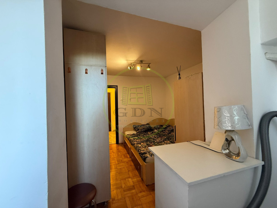 Apartament 3 camere, decomandat, 65 mp, Calea Bucuresti, Zona Institut 