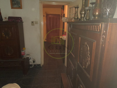 Apartament 4 camere  etaj1 de vanzare  pe  B-dul unirii  in  Fagaras jud. Brasov