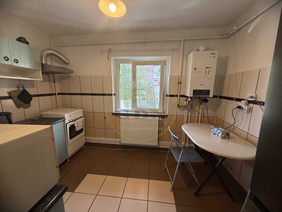 Apartament 3 camere, 70.7 mp, cartier Lăpuș, zona restaurant Intim