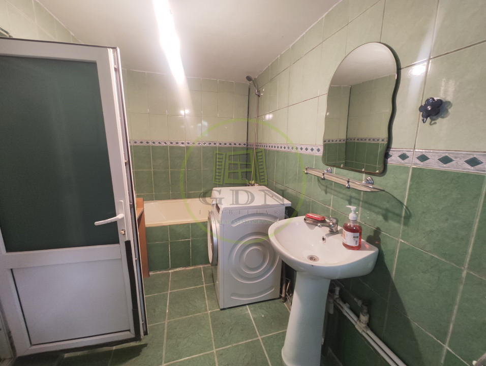 Casa 3 camere, teren 624 mp, Craiova, cartier Bariera Valcii 