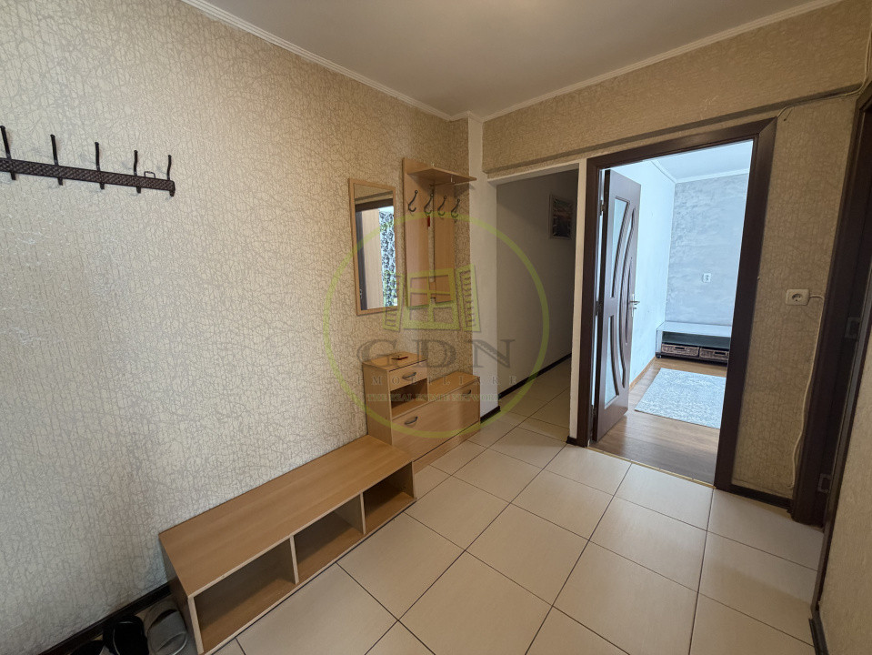 Apartament 2 camere decomandat de vânzare – Centrul Civic, Brașov