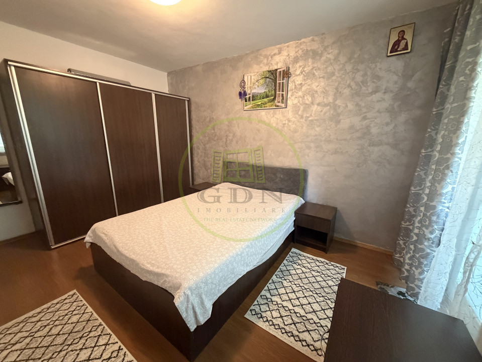 Apartament 2 camere decomandat de vânzare – Centrul Civic, Brașov