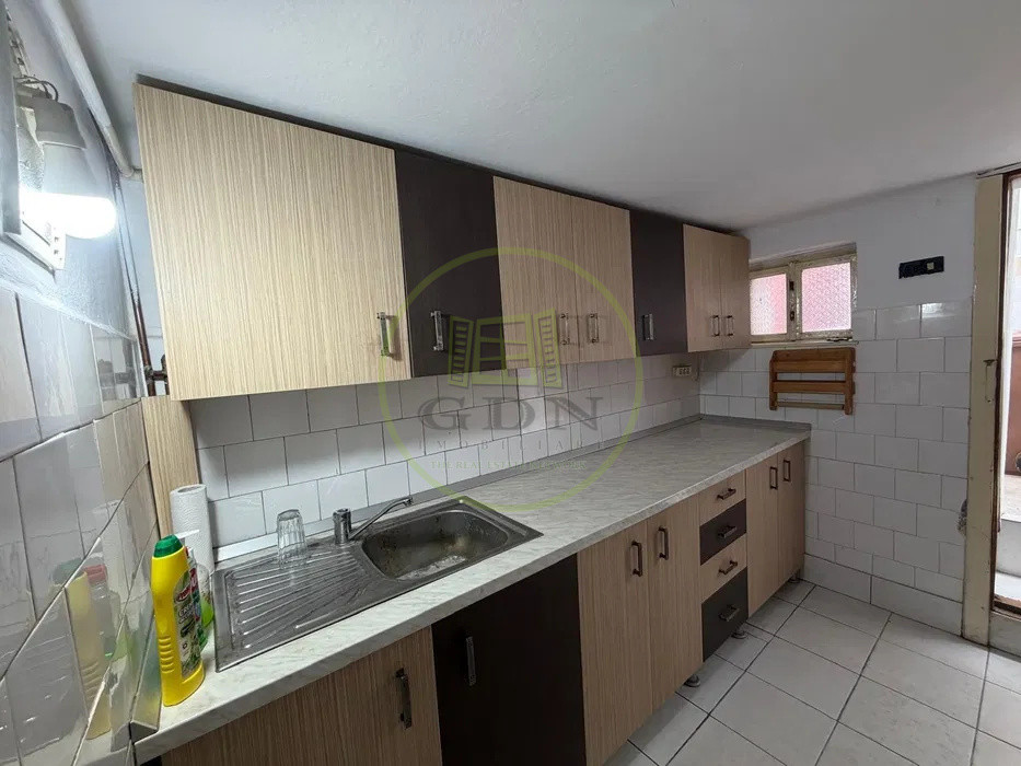 🏡 Casă 3 camere • Parter + Demisol înalt • Zona Trei Stejari