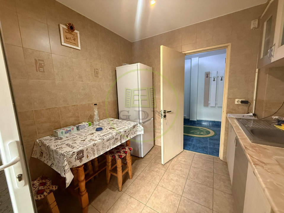 Apartament 2 camere, 50 mp, Cartierul Rovine, Zona Parculet