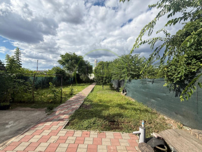 Casa plan parter, 653 mp teren, 98 mp utili, zona Regia de Apa