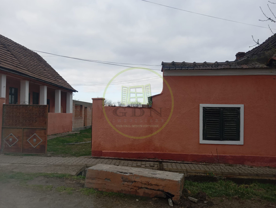 🏡Vânzare  proprietate cu potențial • 802 mp teren • Târnava, jud. Sibiu