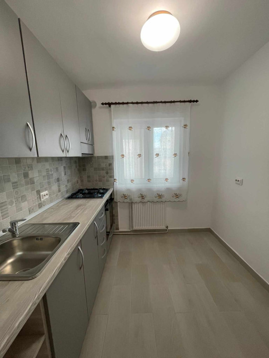 Apartament 2 camere, 50 mp utili, zona Strand