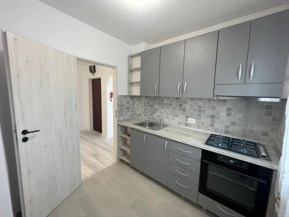 Apartament 2 camere, 50 mp utili, zona Strand