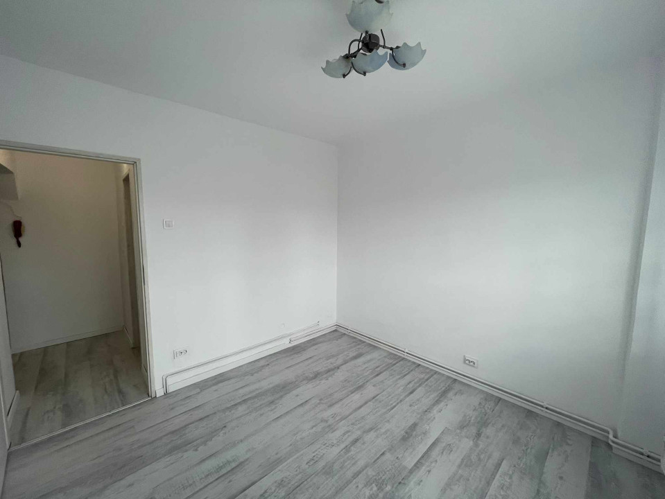 Apartament 2 camere, 50 mp utili, zona Strand