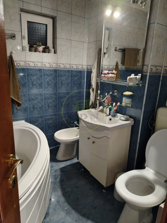Apartament 3 camere de închiriat – Scriitorilor, Str. Ion Luca Caragiale