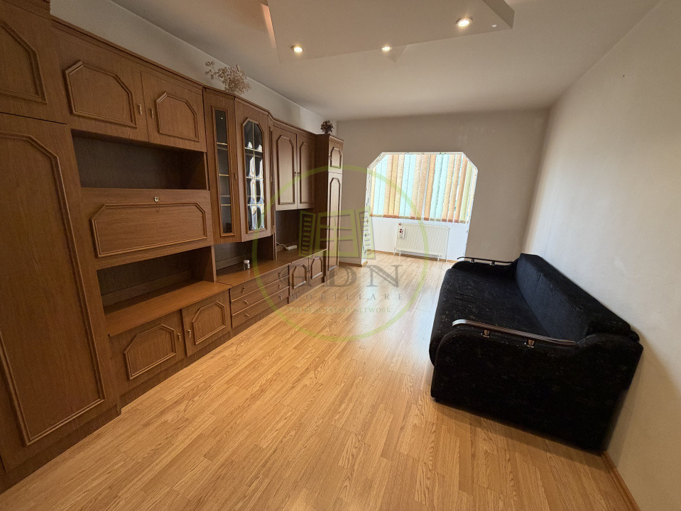 Apartament 3 camere de închiriat – Scriitorilor, Str. Ion Luca Caragiale