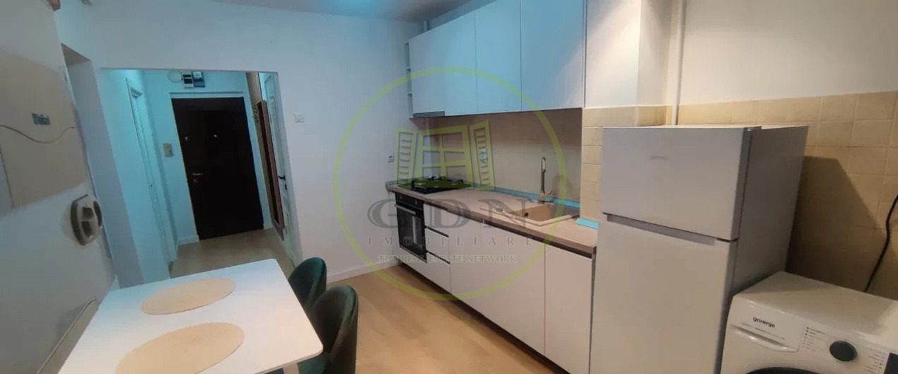🏡 Apartament 2 camere semidecomandat, complet renovat – Str. Brândușelor