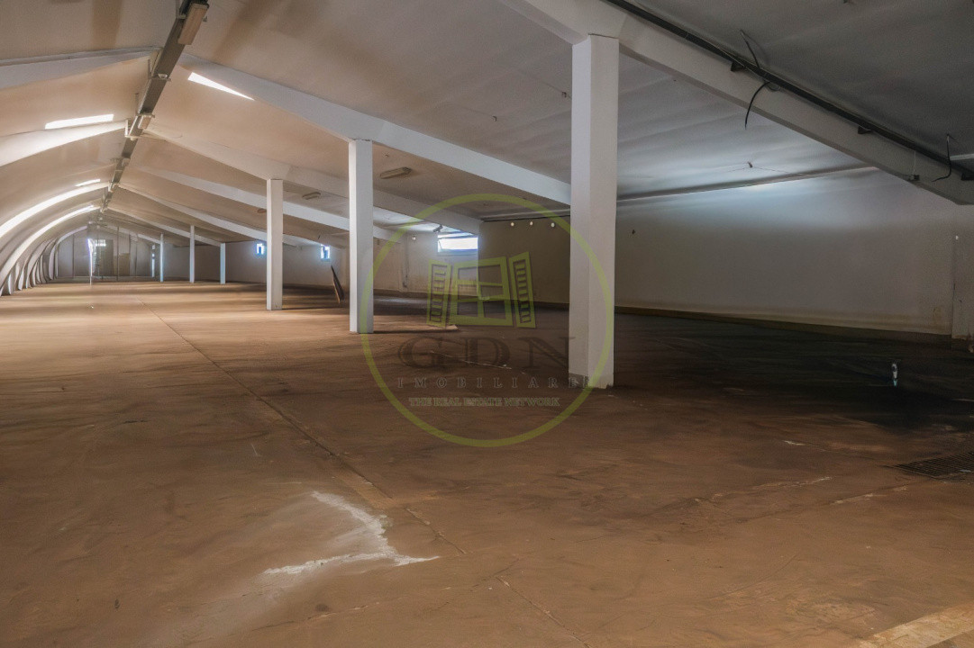 De vânzare teren 7.200 m2 + hale industriale. 4.250 m2 in Florești!